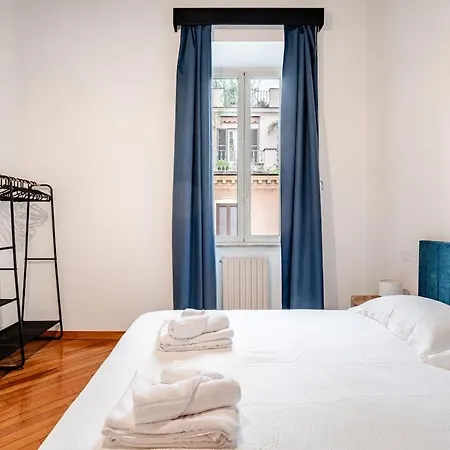 Apartmán Eleganza E Charme A Due Passi Da Piazza Di Spagna *
