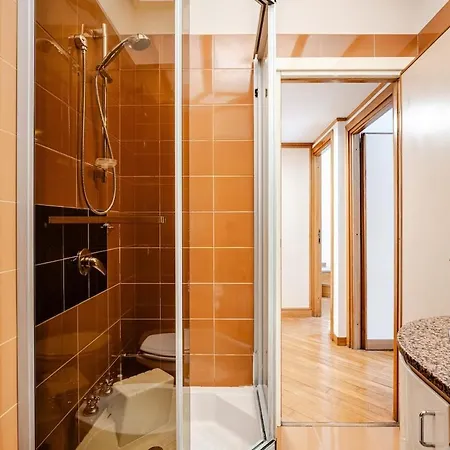 Eleganza E Charme A Due Passi Da Piazza Di Spagna Apartmán