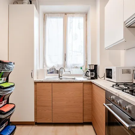 Eleganza E Charme A Due Passi Da Piazza Di Spagna Apartmán